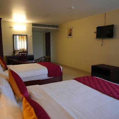 Mg Zion Hotel 蒂鲁帕蒂 外观 照片