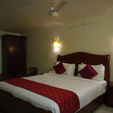 Mg Zion Hotel 蒂鲁帕蒂 外观 照片